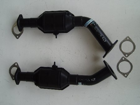 COMMODORE VT TO VZ GEN III 5.7l CONNECTING PIPE. INCLUDES 2 ...